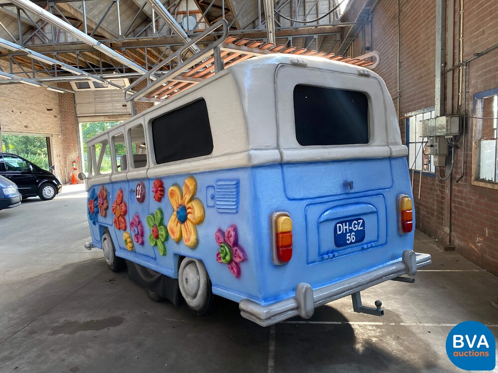 Volkswagen T1 Transporter Hippie Carnival Car Trailer.
