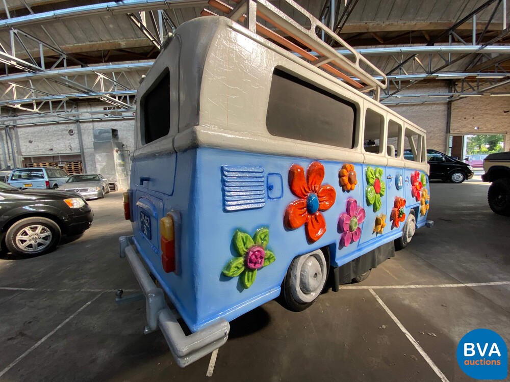 Volkswagen T1 Transporter Hippie Carnival Car Trailer.