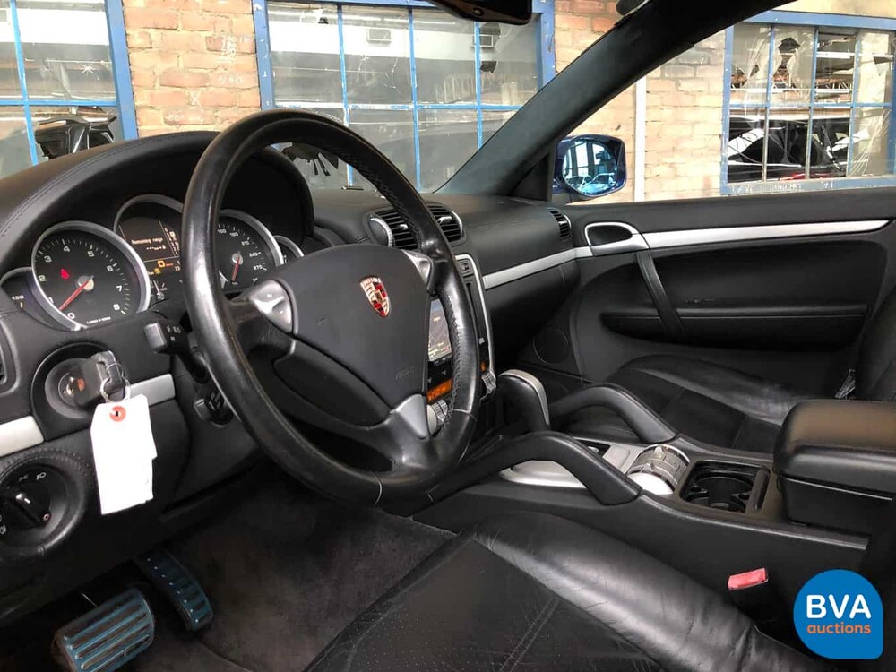 Porsche Cayenne Turbo 4.8 V8 500hp 2007.