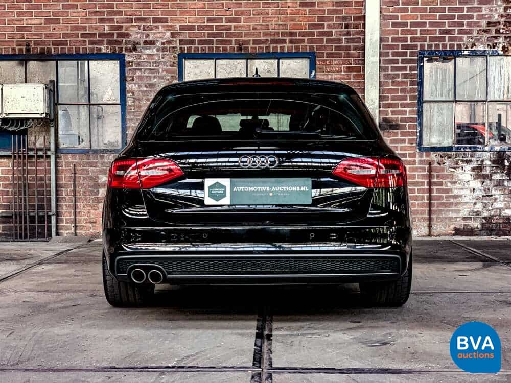 Audi A4 Avant2.0 TDI S-Line Automatik 140 PS 2014.