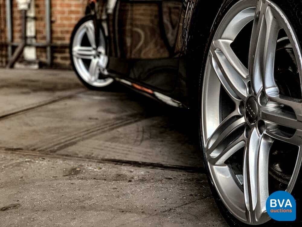 Audi A4 Avant2.0 TDI S-Line Automatik 140 PS 2014.