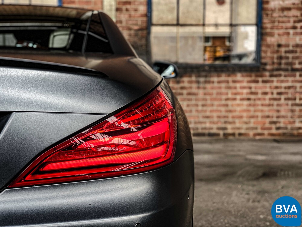 Mercedes-Benz SL63 AMG Roadster 585hp 5.5 V8 2017, NL registration.