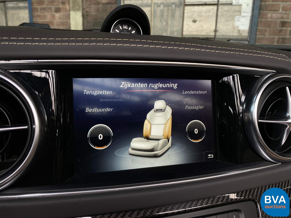 Mercedes-Benz SL63 AMG Roadster 585hp 5.5 V8 2017, NL registration.