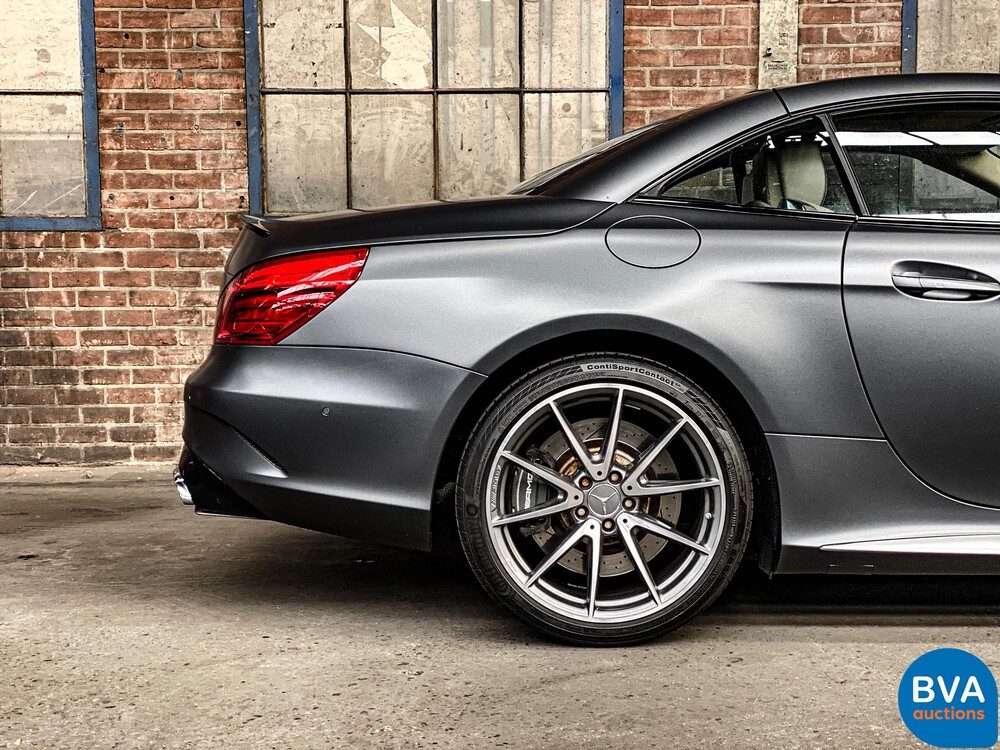 Mercedes-Benz SL63 AMG Roadster 585hp 5.5 V8 2017, NL registration.