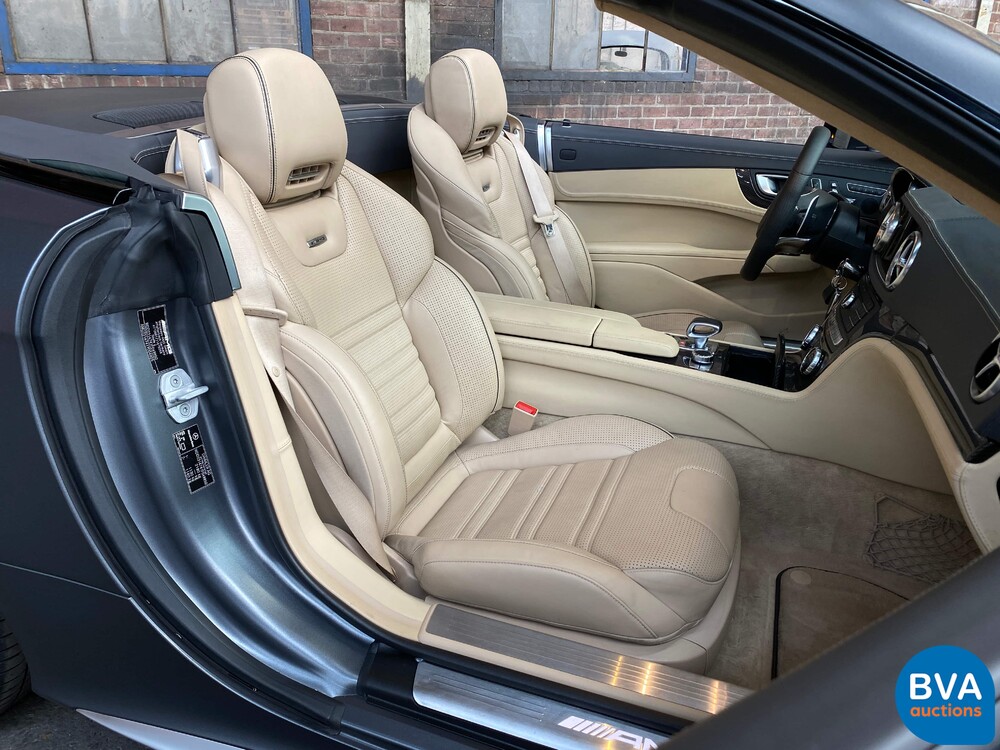 Mercedes-Benz SL63 AMG Roadster 585hp 5.5 V8 2017, NL registration.