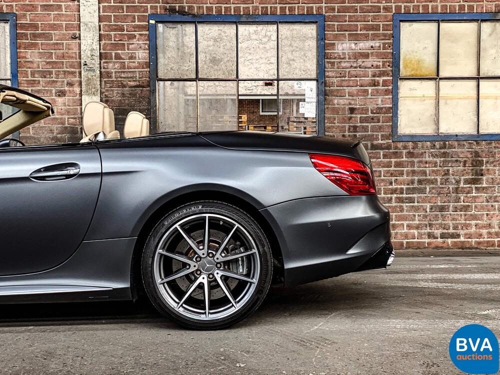 Mercedes-Benz SL63 AMG Roadster 585hp 5.5 V8 2017, NL registration.