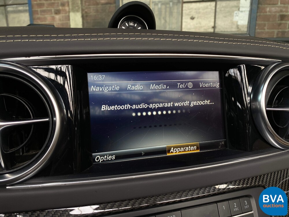 Mercedes-Benz SL63 AMG Roadster 585hp 5.5 V8 2017, NL registration.