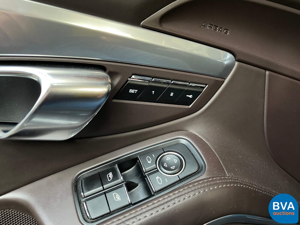 Porsche 911 Carrera 4S 3.8 Sportchrono 400PS 2013, ZT-371-S.