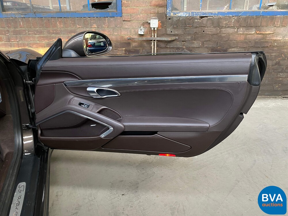 Porsche 911 Carrera 4S 3.8 Sportchrono 400PS 2013, ZT-371-S.