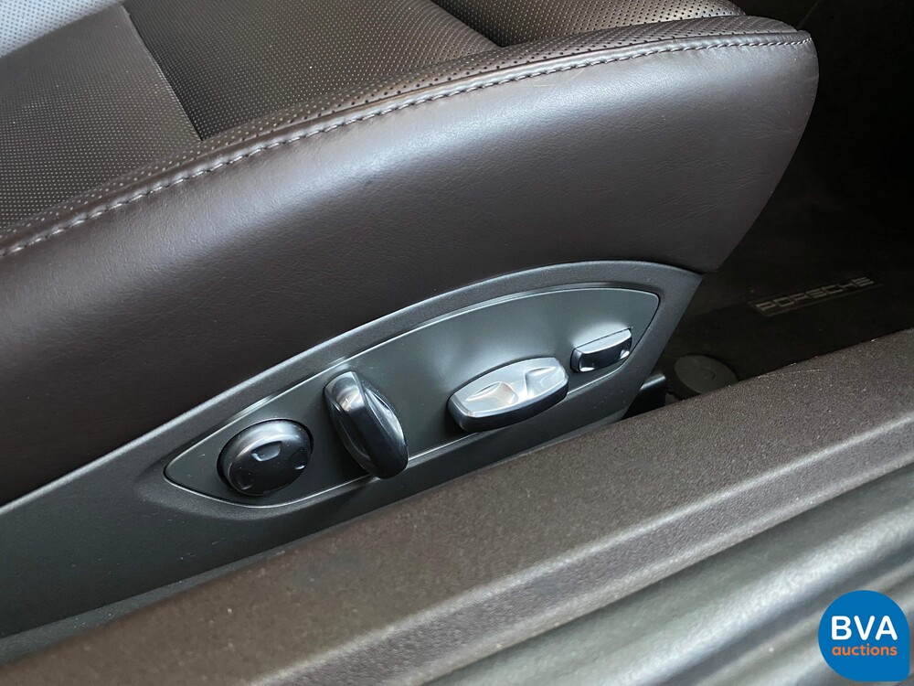 Porsche 911 Carrera 4S 3.8 Sportchrono 400PS 2013, ZT-371-S.