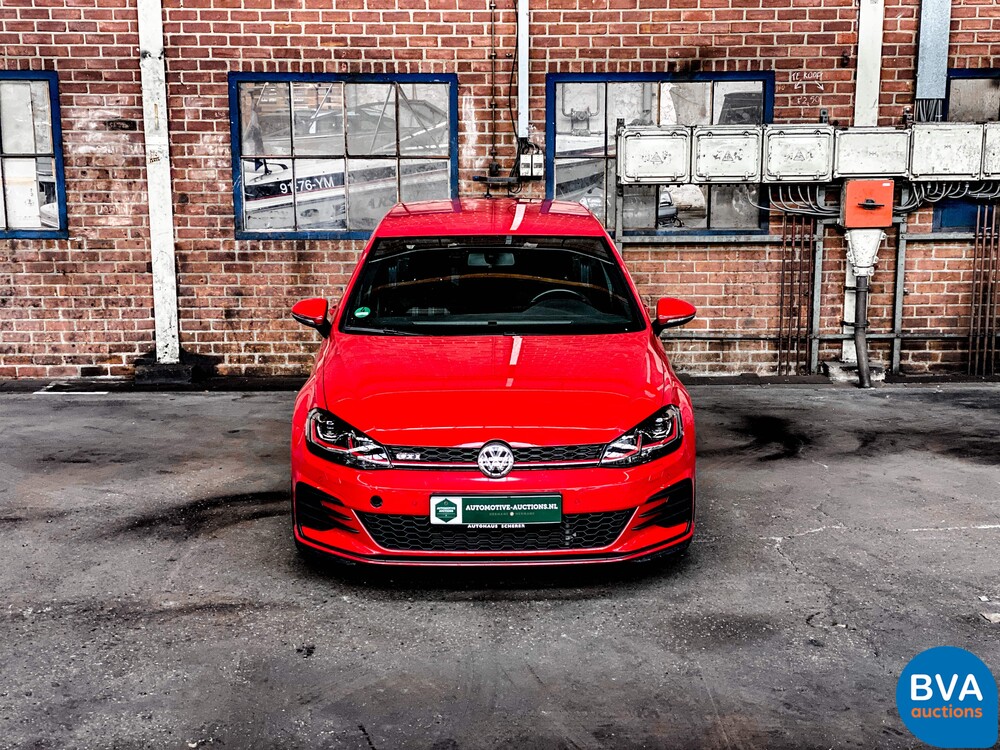 Volkswagen Golf GTI2.0 DSG 245 PS 2018.