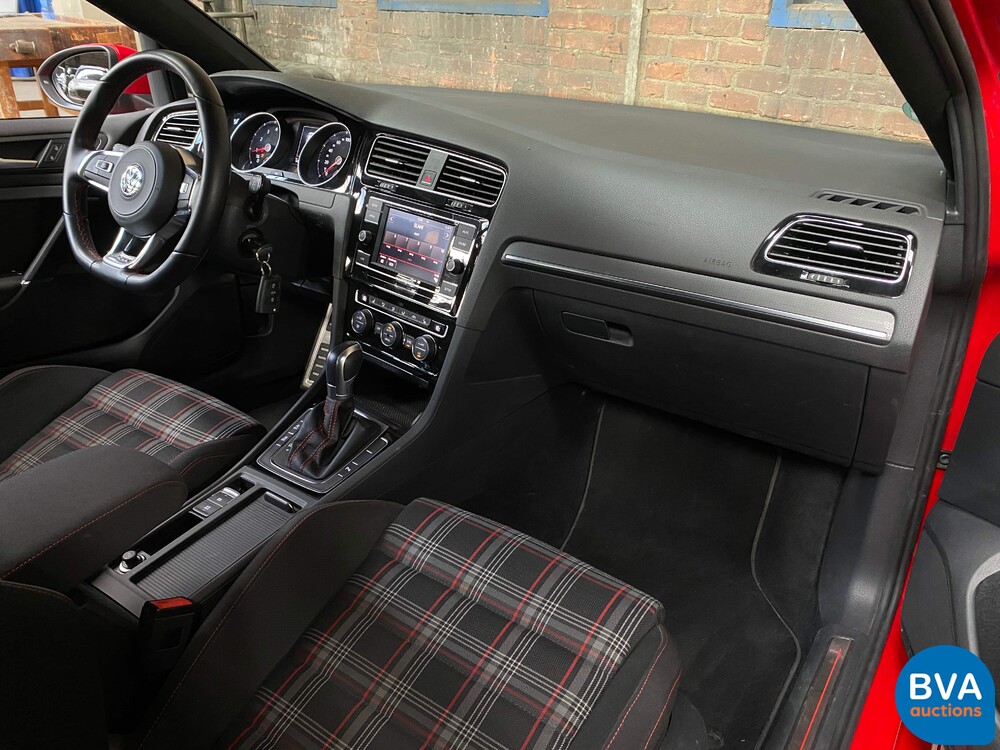 Volkswagen Golf GTI2.0 DSG 245 PS 2018.