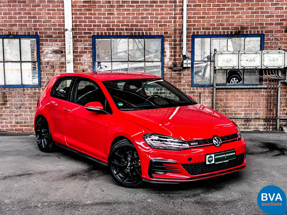 Volkswagen Golf GTI2.0 DSG 245 PS 2018.