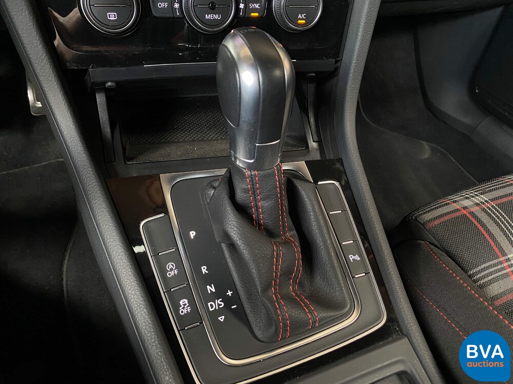 Volkswagen Golf GTI2.0 DSG 245 PS 2018.