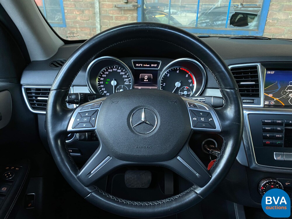 Mercedes-Benz ML350 BlueTec 4matic M-Klasse 258PS 2012, 5-KLV-97.
