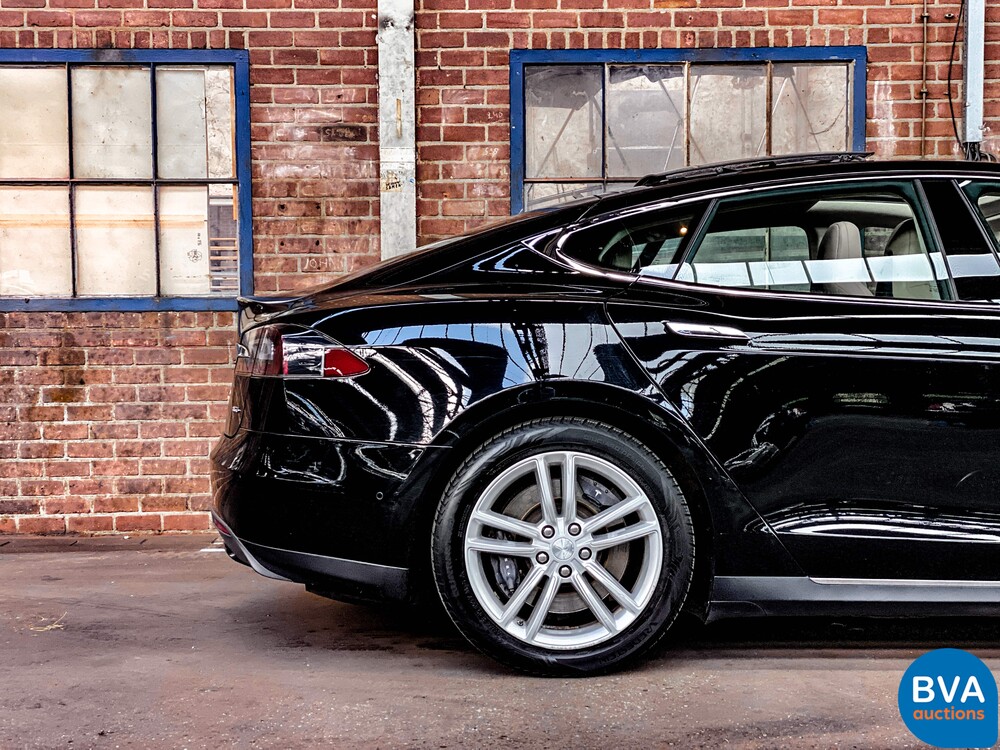 Tesla Model S 85D Basis 423pk 2016 -Original NL-, JG-544-B.