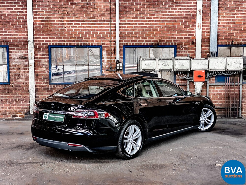 Tesla Model S 85D Basis 423pk 2016 -Original NL-, JG-544-B.