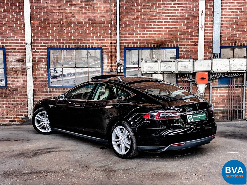 Tesla Model S 85D Basis 423pk 2016 -Original NL-, JG-544-B.