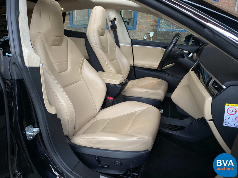 Tesla Model S 85D Basis 423pk 2016 -Original NL-, JG-544-B.
