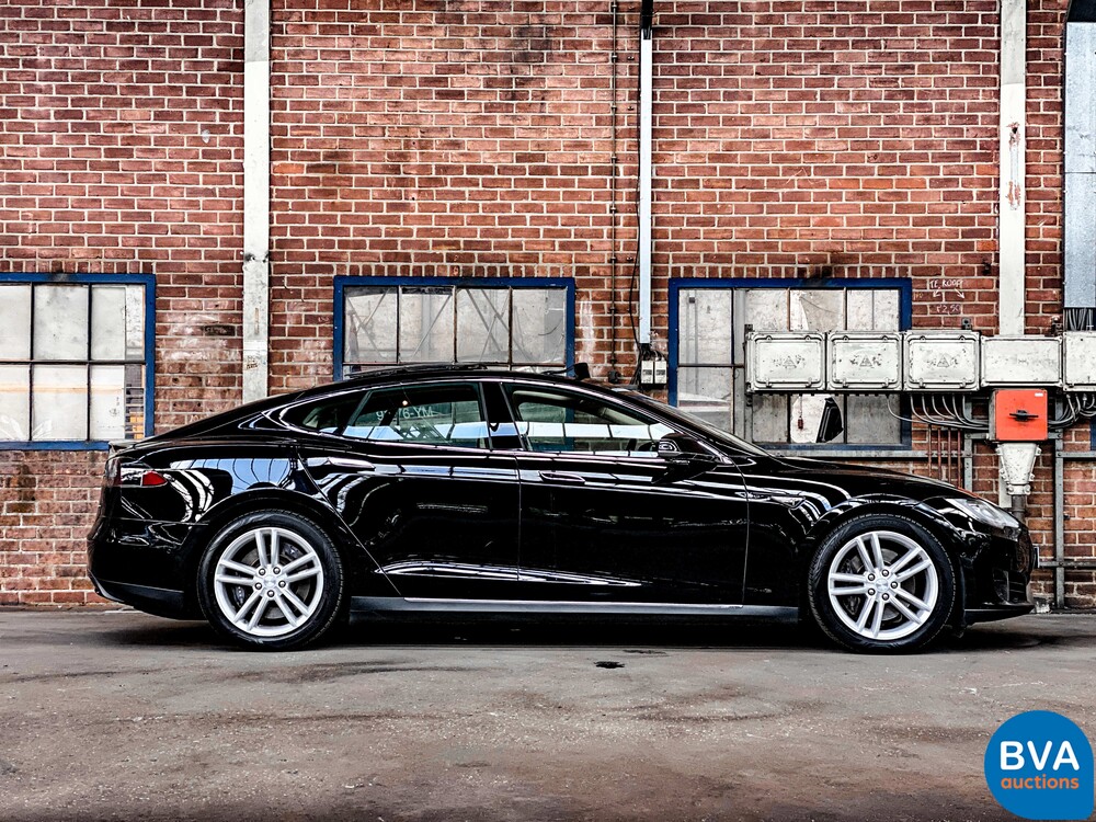 Tesla Model S 85D Basis 423pk 2016 -Original NL-, JG-544-B.