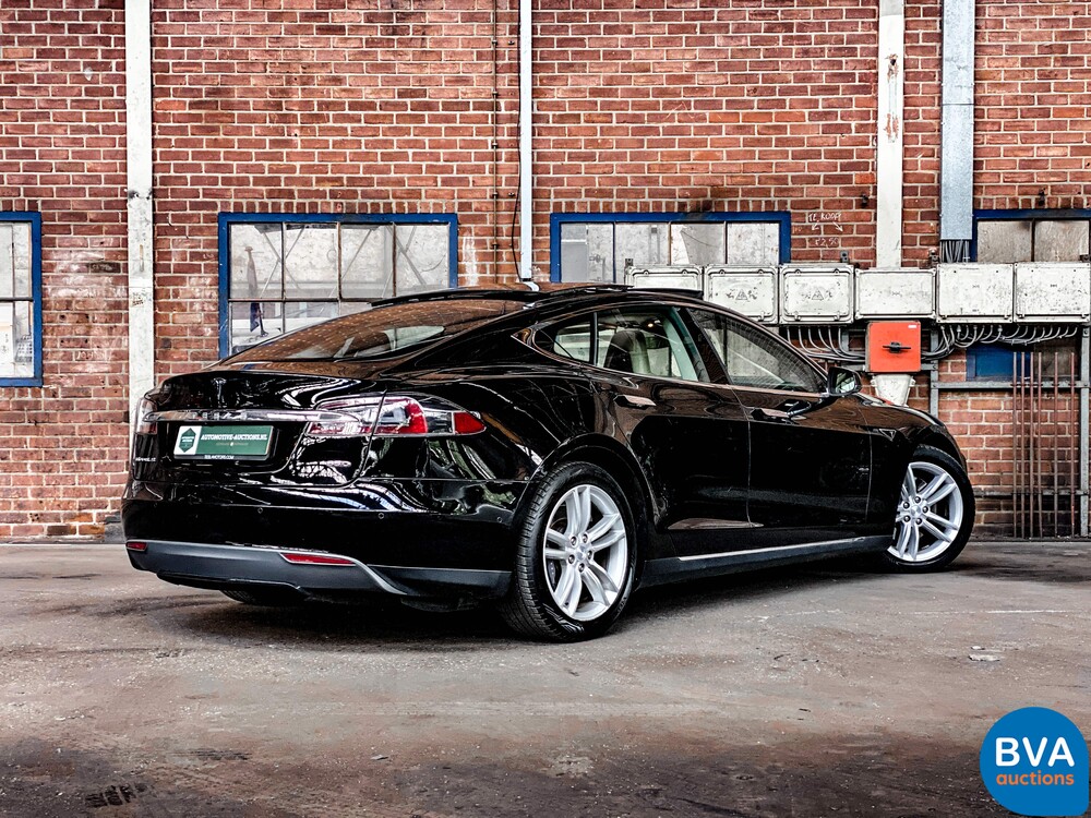 Tesla Model S 85D Basis 423pk 2016 -Original NL-, JG-544-B.