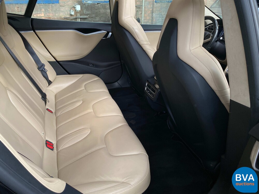 Tesla Model S 85D Basis 423pk 2016 -Original NL-, JG-544-B.