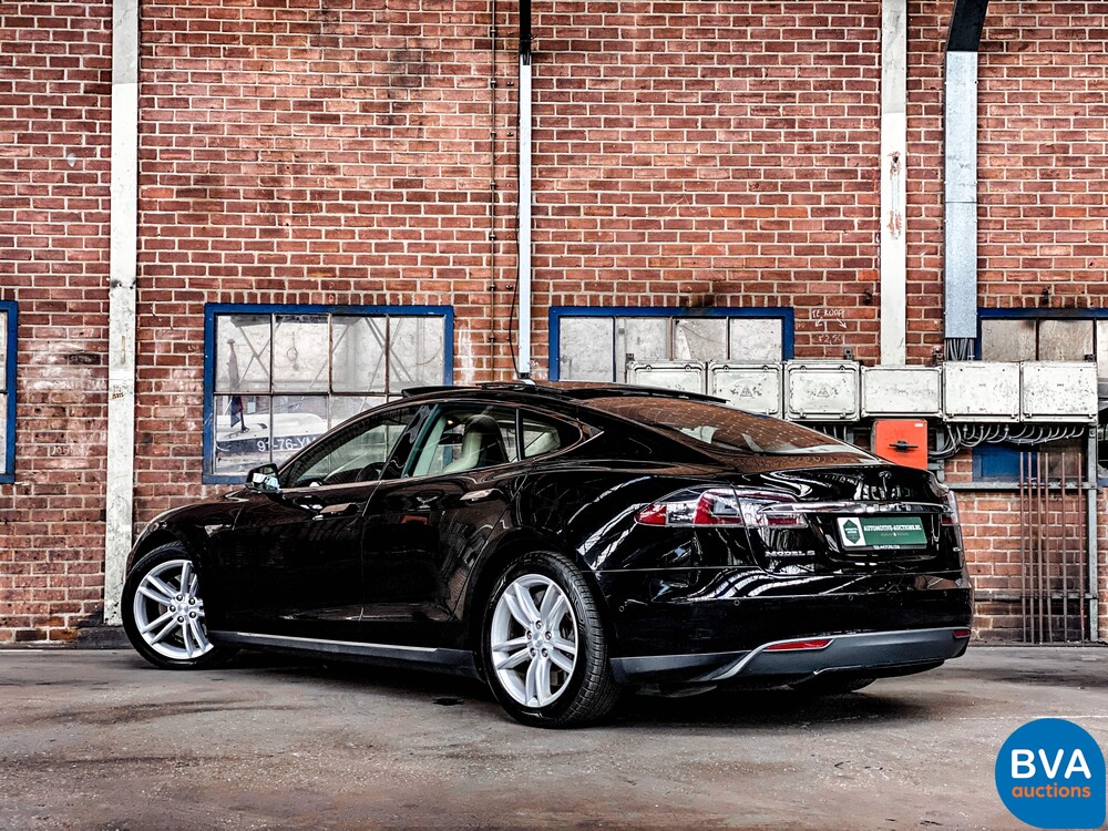 Tesla Model S 85D Basis 423pk 2016 -Original NL-, JG-544-B.