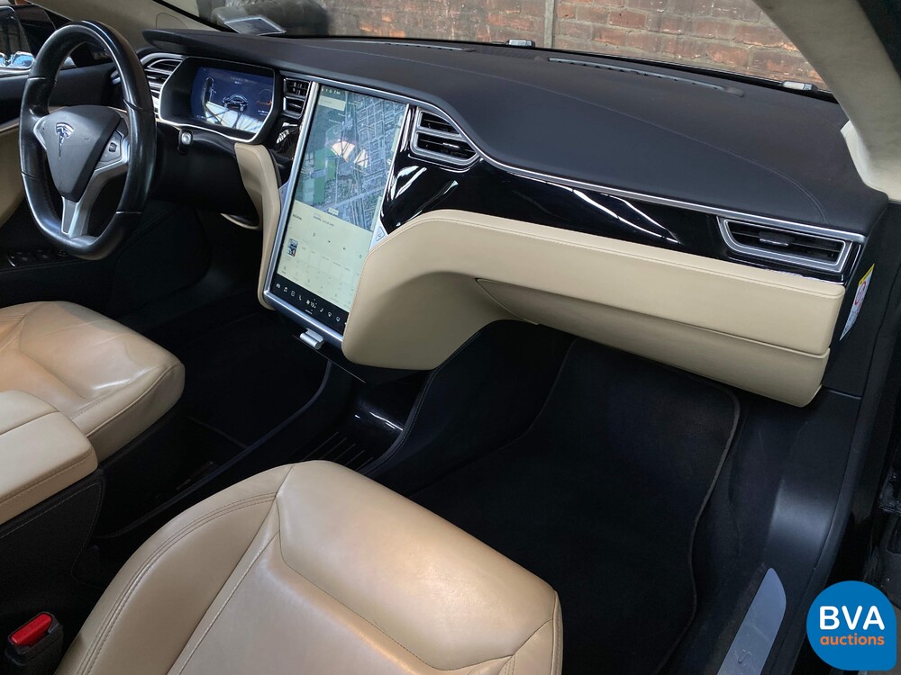 Tesla Model S 85D Basis 423pk 2016 -Original NL-, JG-544-B.