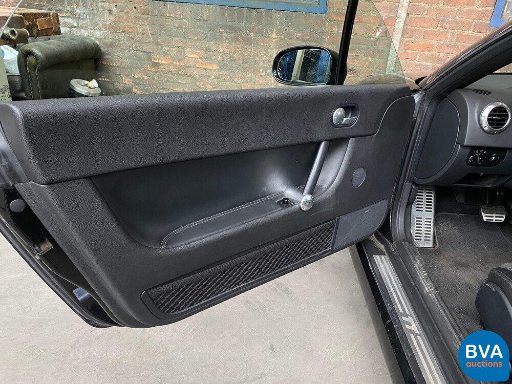 Audi TT Roadster Cabriolet 1.8 Quattro 179 PS Automatik 2005, L-121-SK.