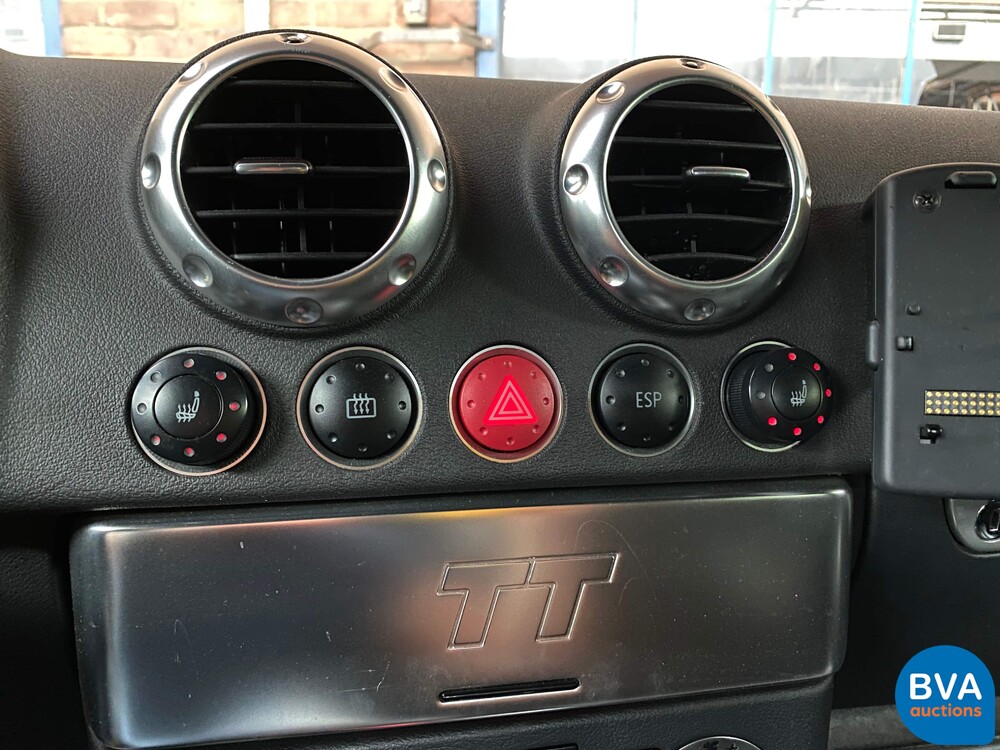 Audi TT Roadster Cabriolet 1.8 Quattro 179 PS Automatik 2005, L-121-SK.