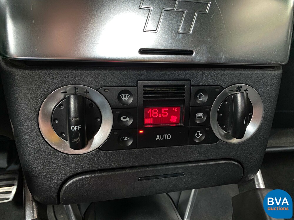 Audi TT Roadster Cabriolet 1.8 Quattro 179 PS Automatik 2005, L-121-SK.