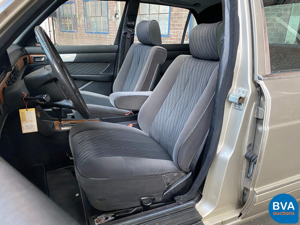 1984 Mercedes-Benz 280SE W126 185hp S-Class.