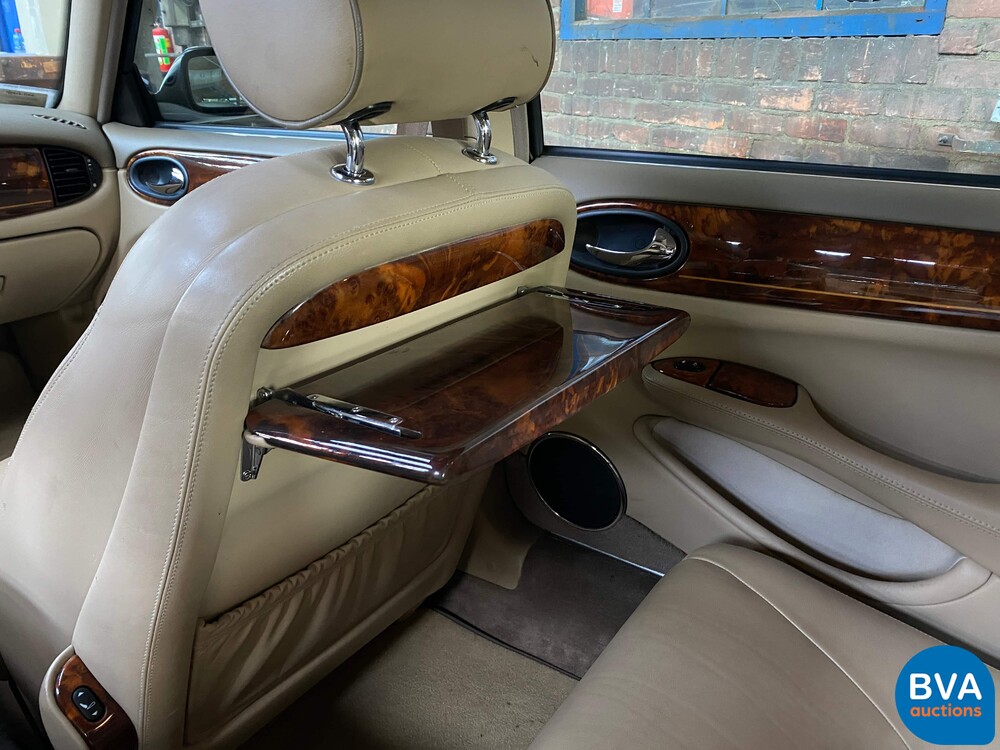 Daimler-Super-V8 4.0 363PS 1998 -Org. NL-, SR-PZ-34.