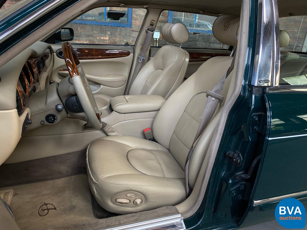 Daimler-Super-V8 4.0 363PS 1998 -Org. NL-, SR-PZ-34.