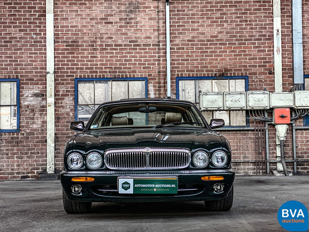 Daimler-Super-V8 4.0 363PS 1998 -Org. NL-, SR-PZ-34.