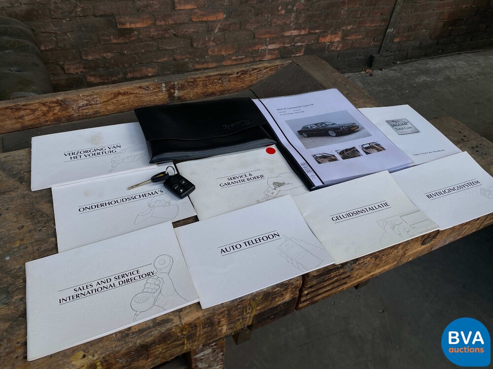 Daimler-Super-V8 4.0 363PS 1998 -Org. NL-, SR-PZ-34.