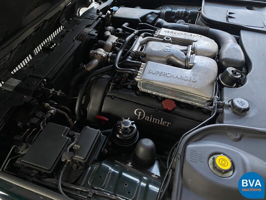 Daimler-Super-V8 4.0 363PS 1998 -Org. NL-, SR-PZ-34.