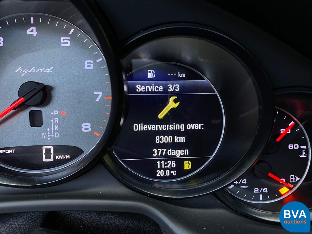 Porsche Panamera3.0 V6 S-Hybrid 3.0 333 PS 2011, 27-ZSP-9.