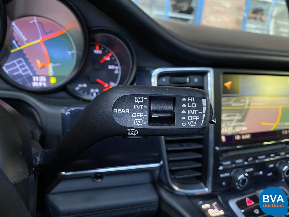 Porsche Panamera3.0 V6 S-Hybrid 3.0 333 PS 2011, 27-ZSP-9.