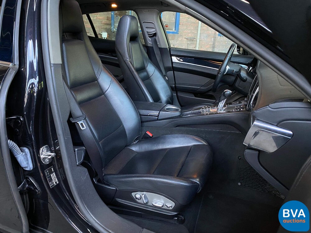 Porsche Panamera3.0 V6 S-Hybrid 3.0 333 PS 2011, 27-ZSP-9.
