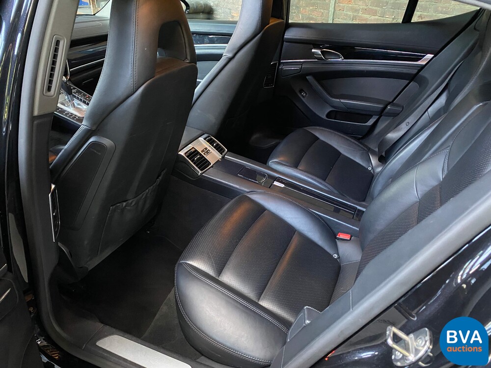 Porsche Panamera3.0 V6 S-Hybrid 3.0 333 PS 2011, 27-ZSP-9.