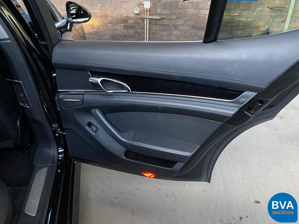 Porsche Panamera3.0 V6 S-Hybrid 3.0 333 PS 2011, 27-ZSP-9.