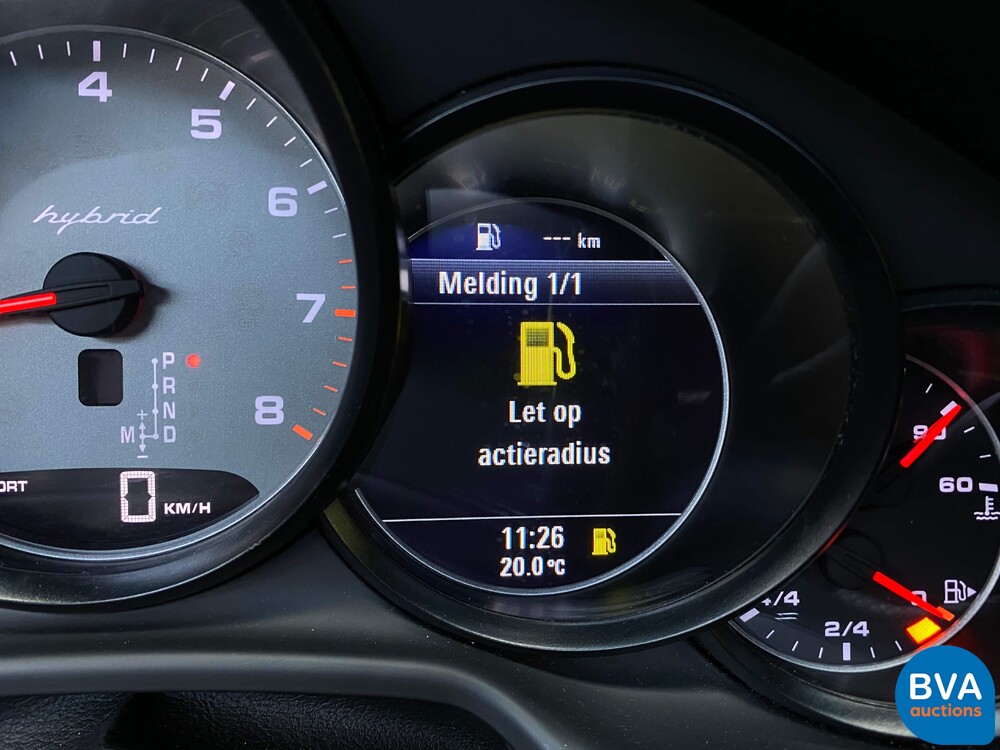 Porsche Panamera3.0 V6 S-Hybrid 3.0 333 PS 2011, 27-ZSP-9.