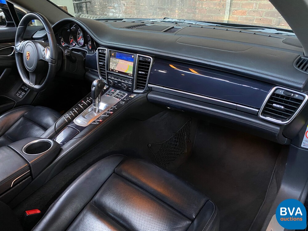 Porsche Panamera3.0 V6 S-Hybrid 3.0 333 PS 2011, 27-ZSP-9.