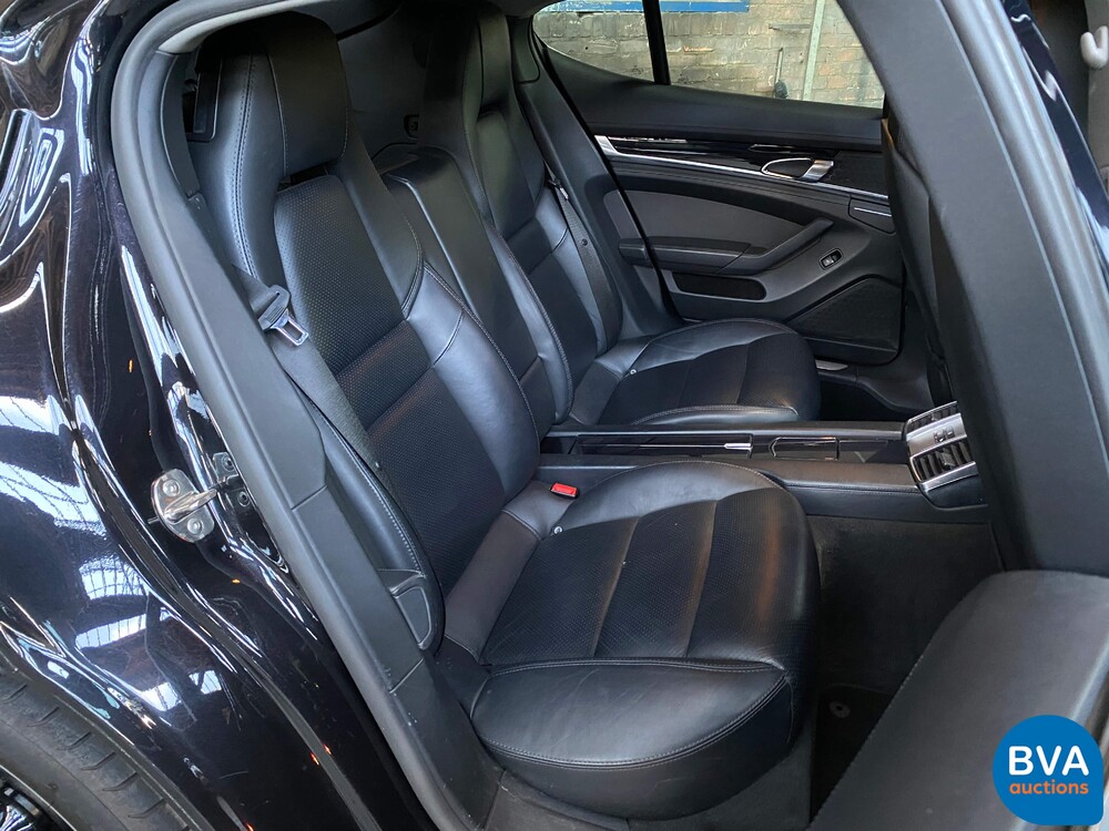 Porsche Panamera3.0 V6 S-Hybrid 3.0 333 PS 2011, 27-ZSP-9.