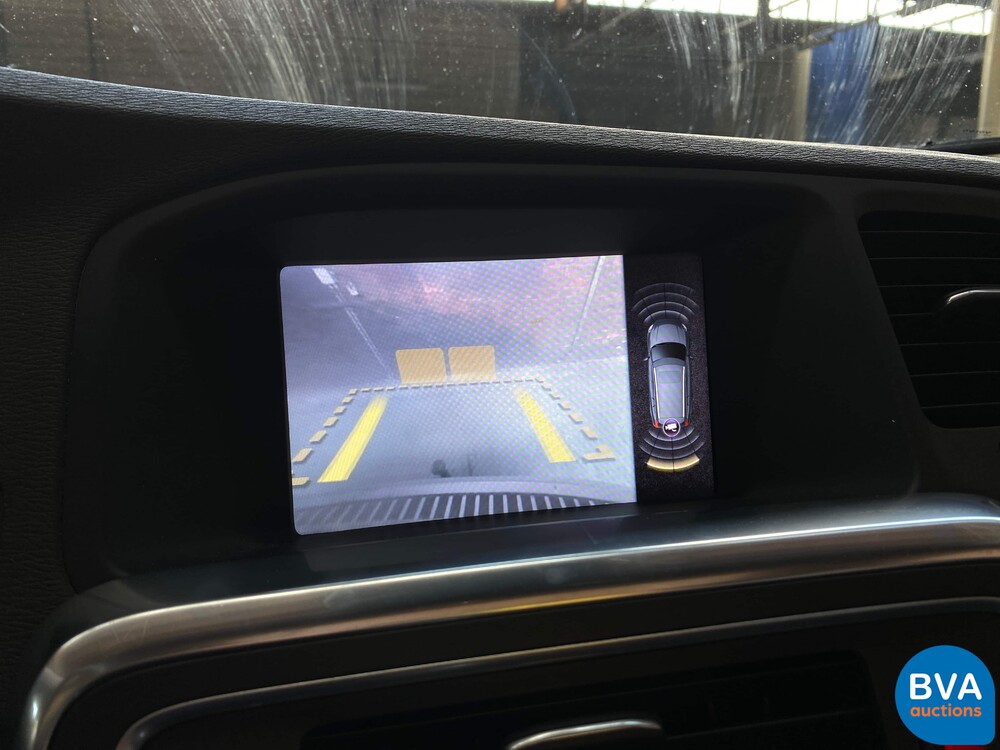 Volvo V60 2.4 D6 AWD Plug-In Hybrid Summum 2013 -Original NL-, 8-SKS-97.