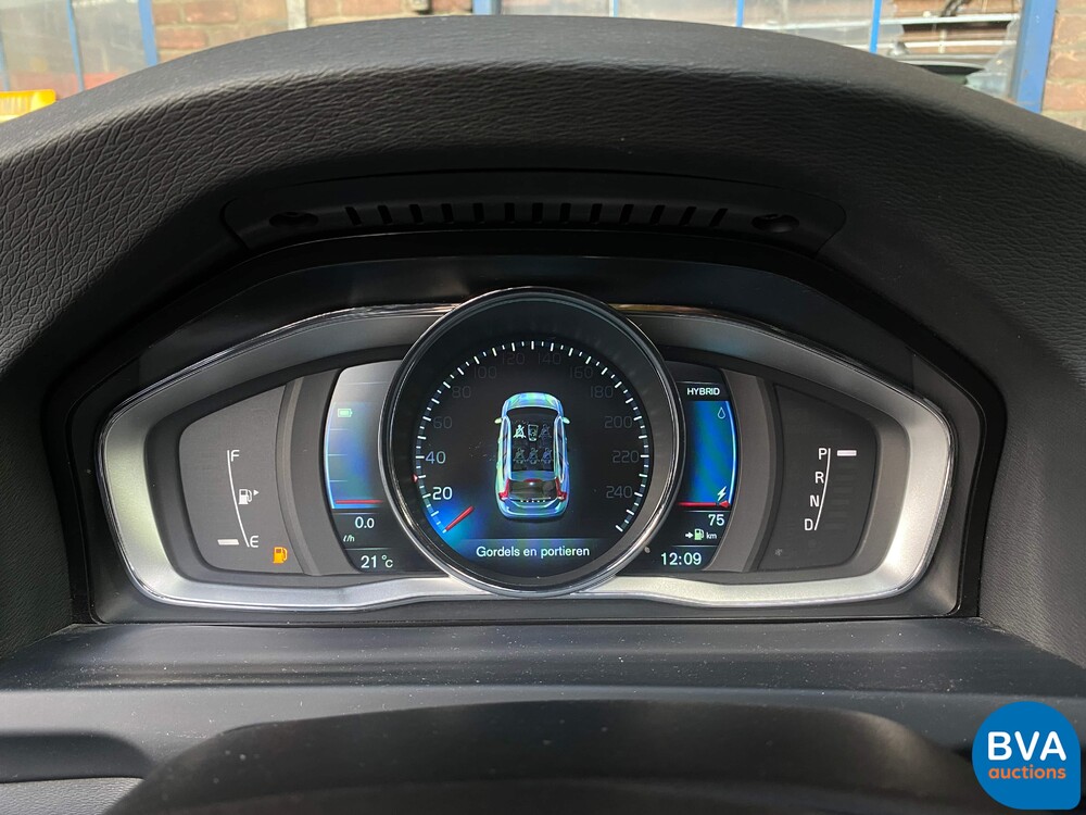 Volvo V60 2.4 D6 AWD Plug-In Hybrid Summum 2013 -Original NL-, 8-SKS-97.