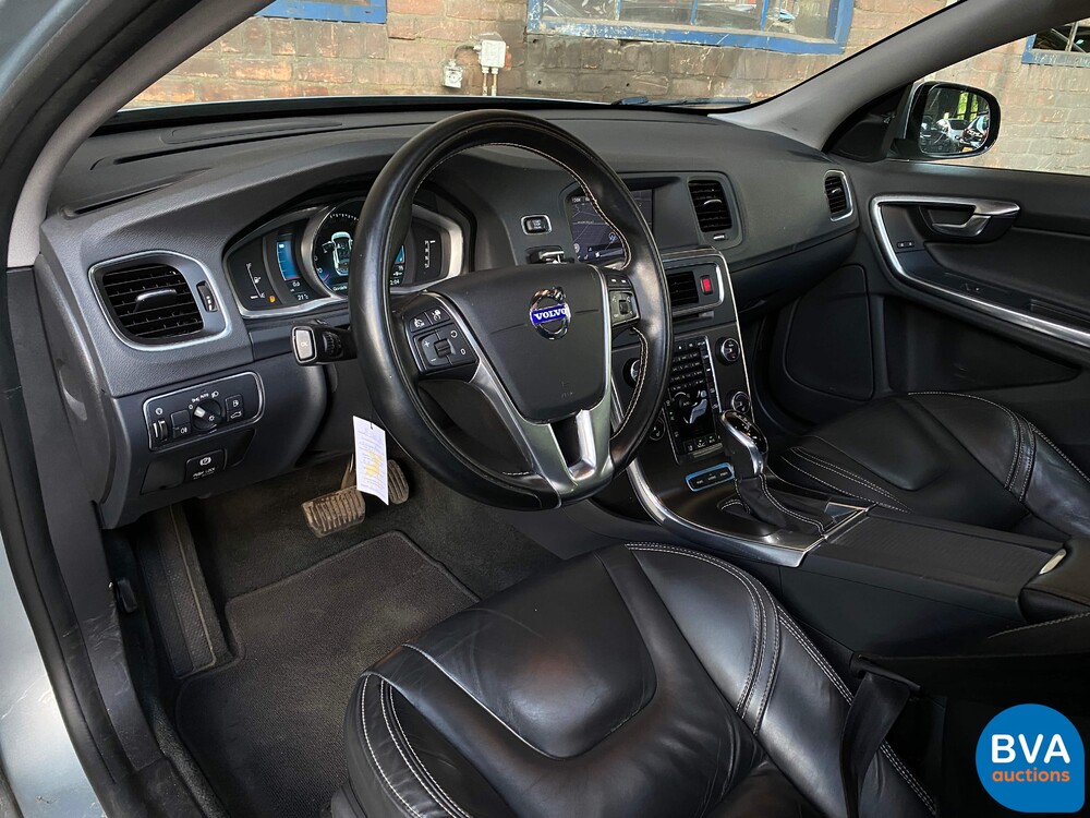 Volvo V60 2.4 D6 AWD Plug-In Hybrid Summum 2013 -Original NL-, 8-SKS-97.