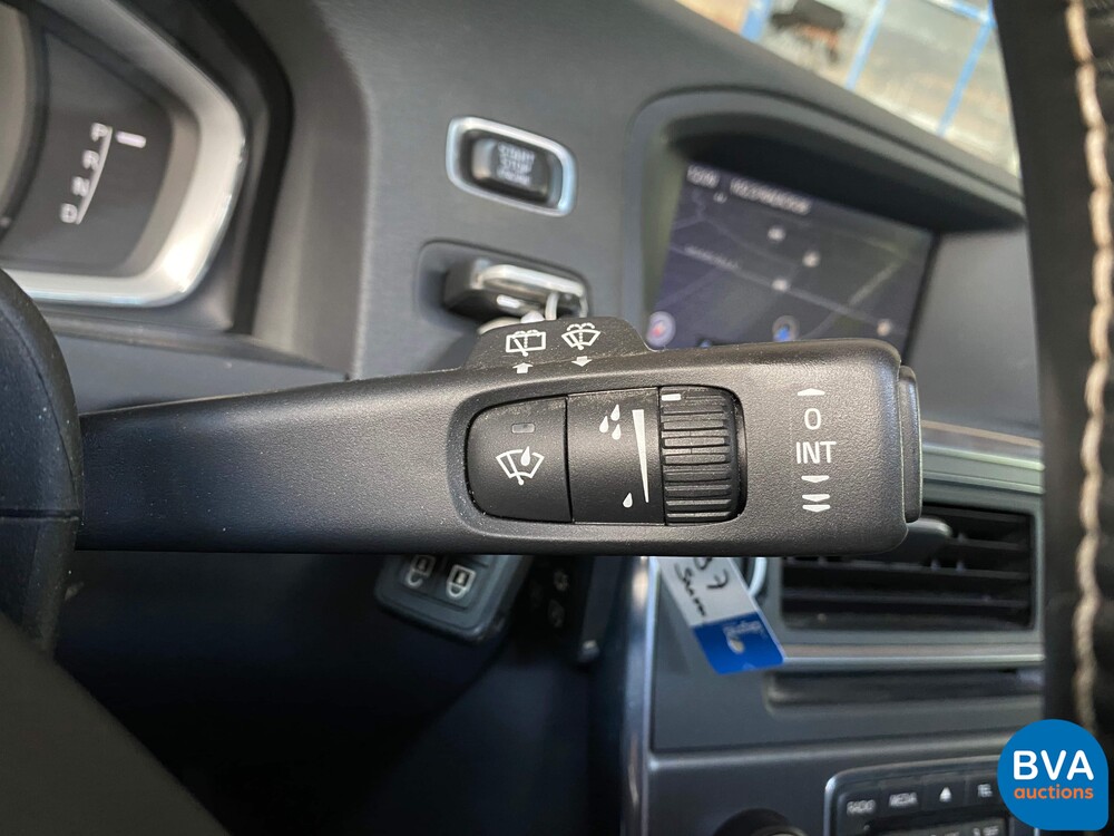 Volvo V60 2.4 D6 AWD Plug-In Hybrid Summum 2013 -Original NL-, 8-SKS-97.