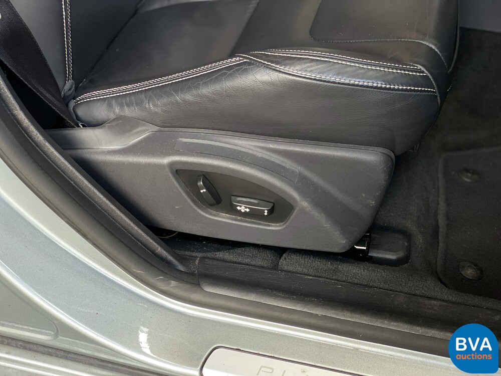 Volvo V60 2.4 D6 AWD Plug-In Hybrid Summum 2013 -Original NL-, 8-SKS-97.
